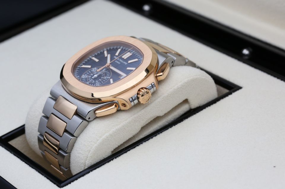 Patek Philippe Nautilus 5980/1AR-001 Image 6